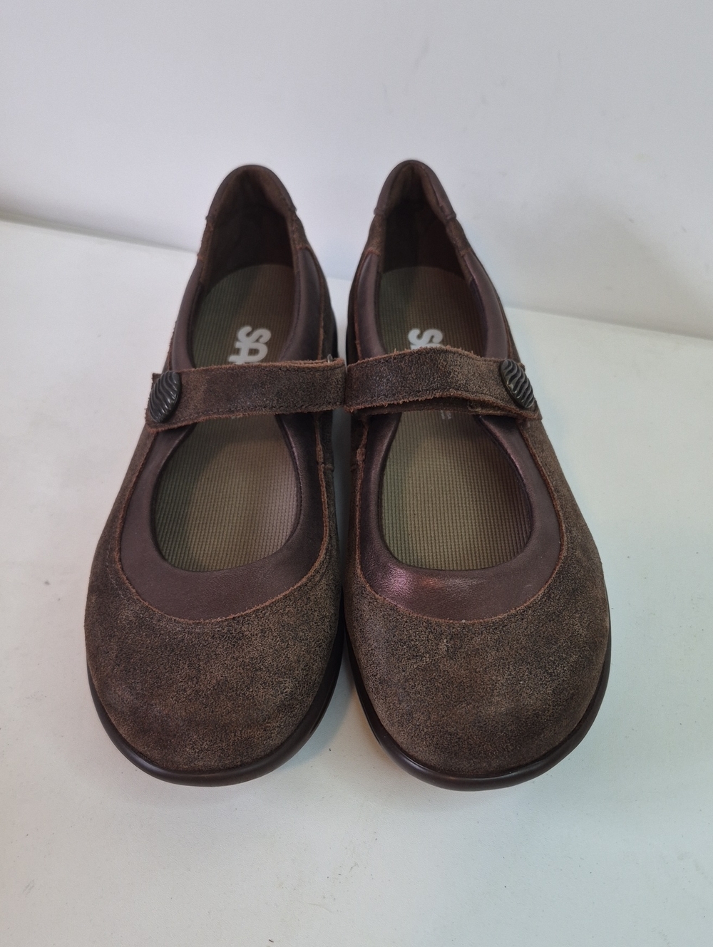 SAS Chocolate Brown Slip-On with White Logo Size 7M